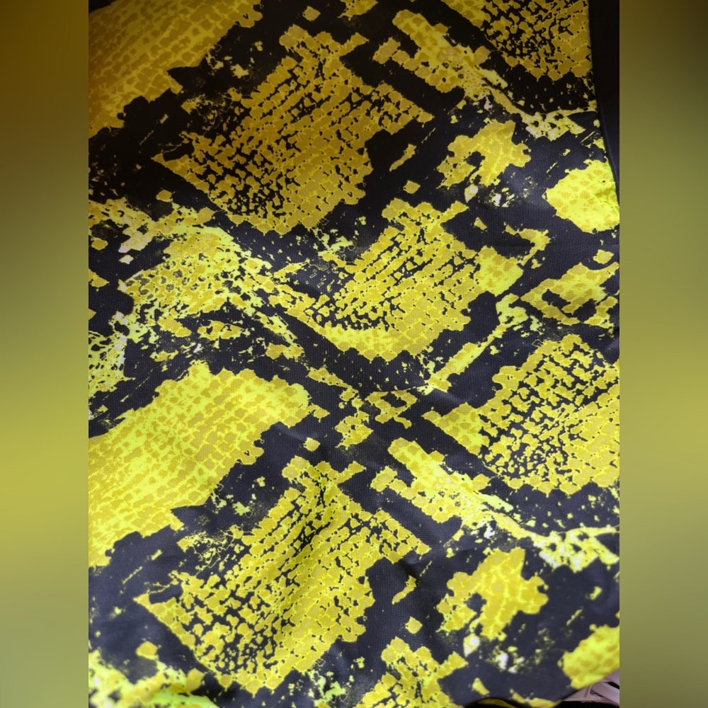 80’s 90’s vintage snakeskin nylon track suit jacked cropped windbreaker neon - Picture 3 of 5